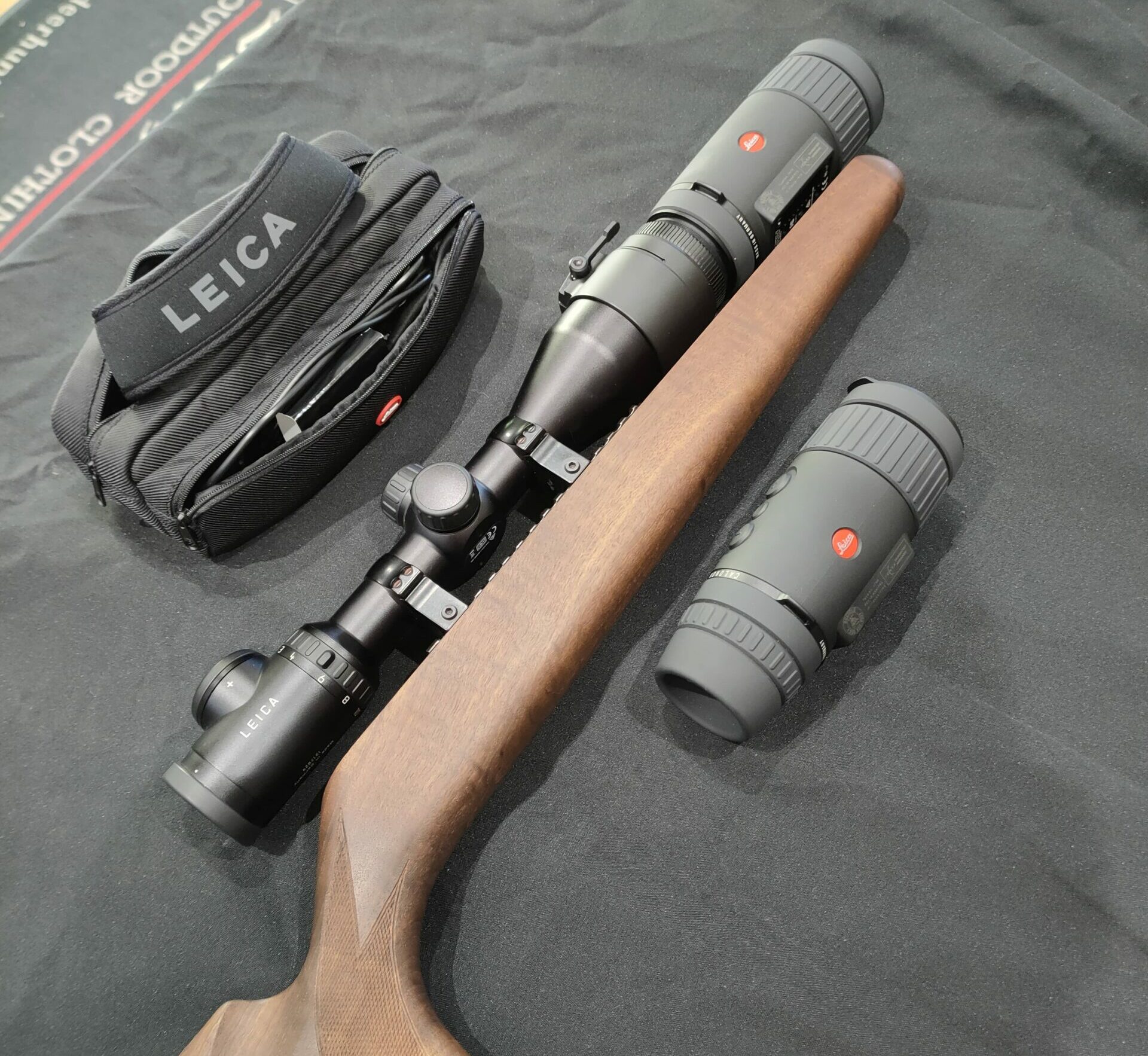 Gamme d'équipements et accessoires d'optiques de chasse, de tir et