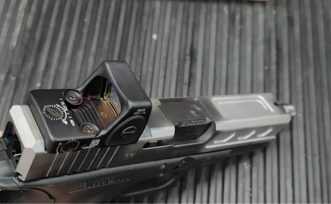 montage point rouge sur culasse glock