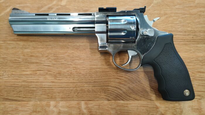 REVOLVER TAURUS MOD 608 357 MAGNUM